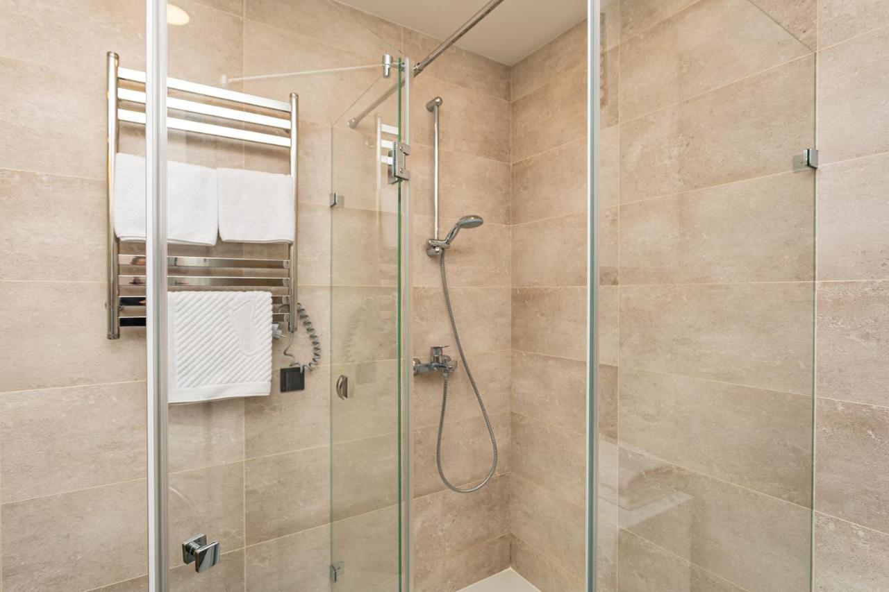 Petrovdom 190-199-216 In Spacious Apartments At Rc New York Concept House 키예프 외부 사진