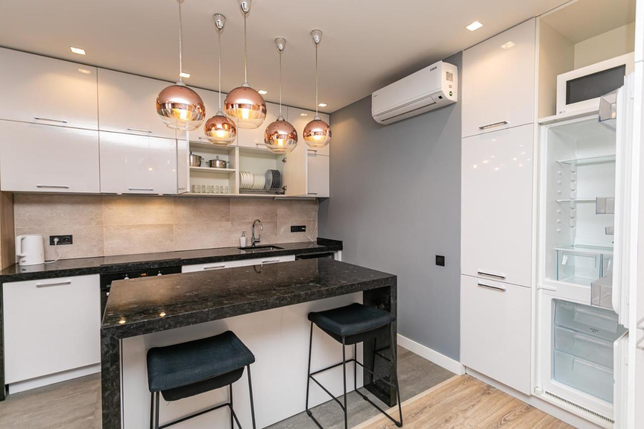 Petrovdom 190-199-216 In Spacious Apartments At Rc New York Concept House 키예프 외부 사진